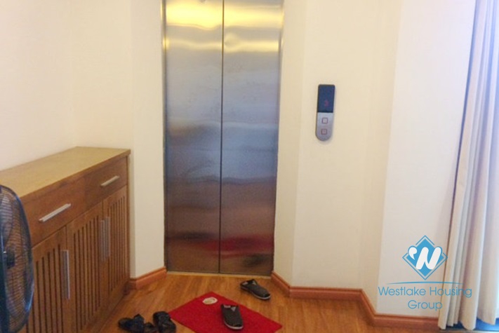Lake view apartment with 2 bedrooms for rent in Kim ma area, Ba Dinh district. 